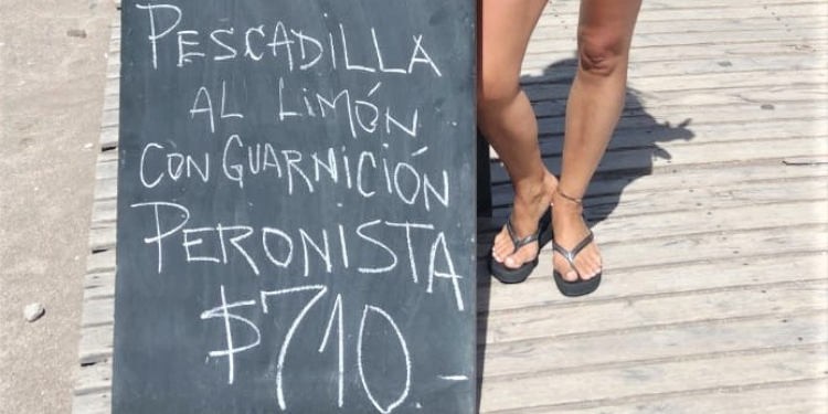 “Pescadilla al limón con guarnición peronista”: el particular menú de un local gastronómico de Monte Hermoso | Actualidad