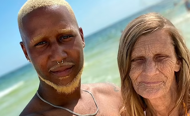 Él tiene 24 años, ella 61, son pareja y ahora planean tener un hijo | Actualidad