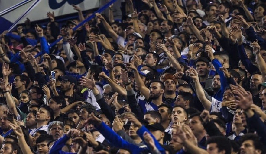 Evalúan implementar el pase sanitario para el ingreso a estadios de fútbol | Deportes