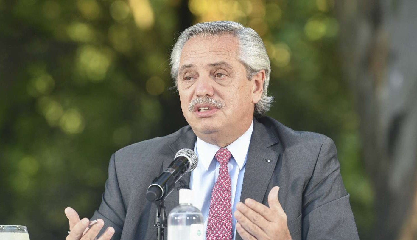 Alberto Fernández fue contacto estrecho de un positivo y estará aislado tres días | Política y economía