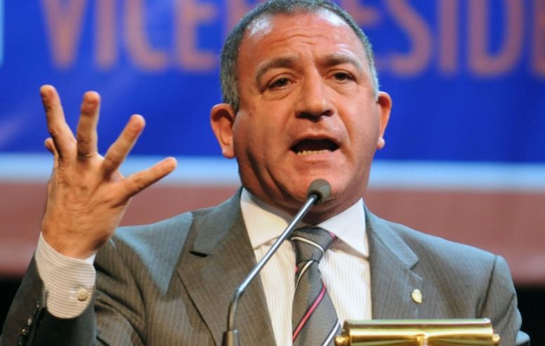 Juez definió la renuncia de Máximo Kirchner a la Presidencia del bloque como "un acto de cobardía" | Política y economía