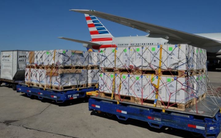 Llegó a la Argentina un nuevo cargamento con más de 800 mil vacunas de Pfizer contra el coronavirus | Actualidad