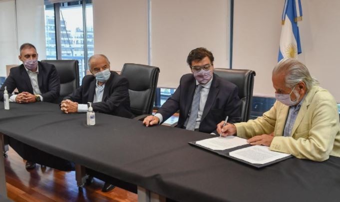 Comercio cerró la paritaria con un 54% de aumento y el básico quedará en 90 mil pesos | Política y economía