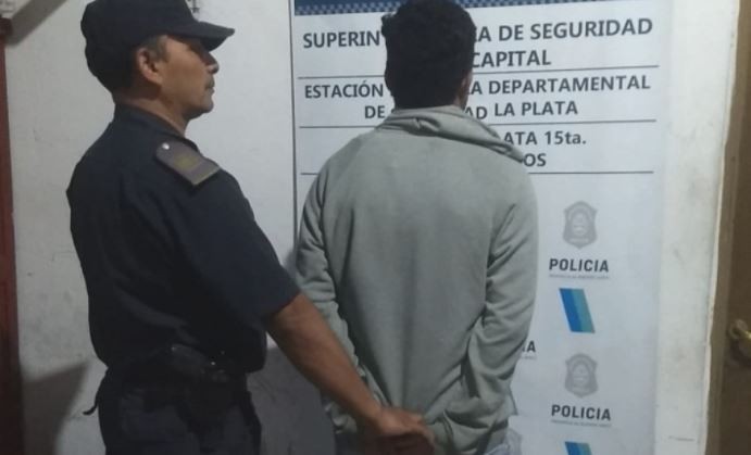 Se peleó con su hermano y lo apuñaló: está detenido | Actualidad