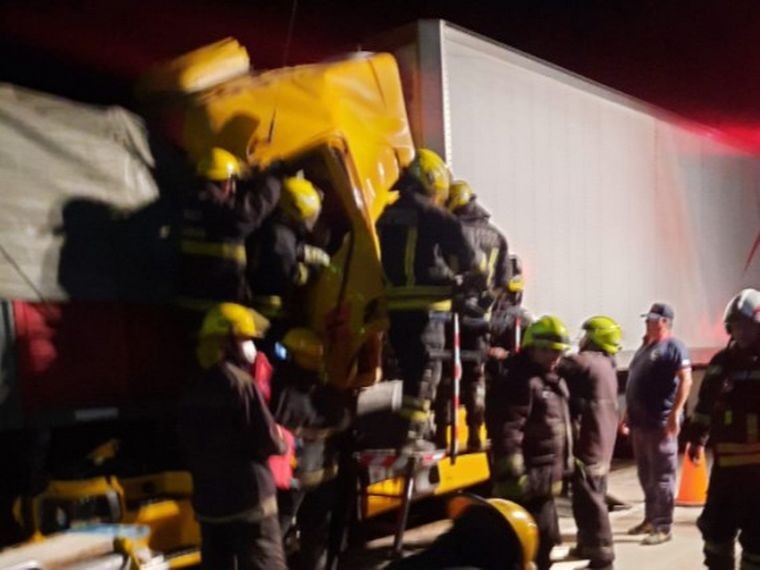 Choque de camiones en Villa María | Córdoba