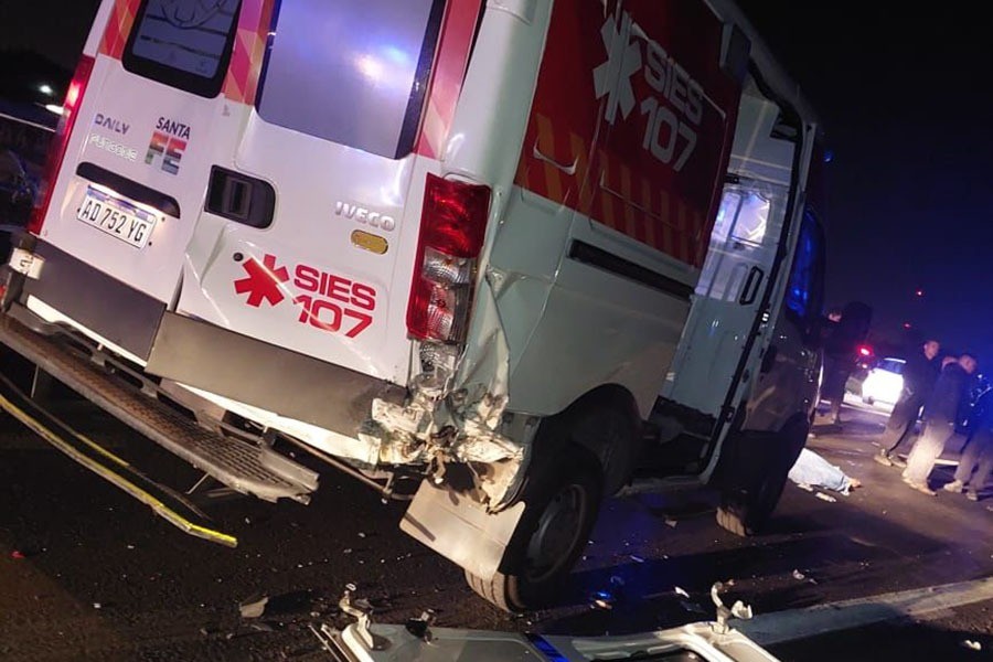Policía y personal del Sies atropellados en accidente fatal en autopista | Actualidad