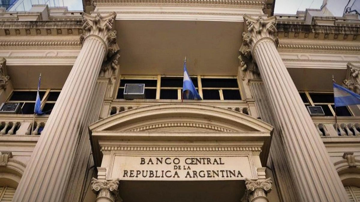 El Banco Central subió la tasa de interés de los plazos fijos al 41,5% anual | Política y economía