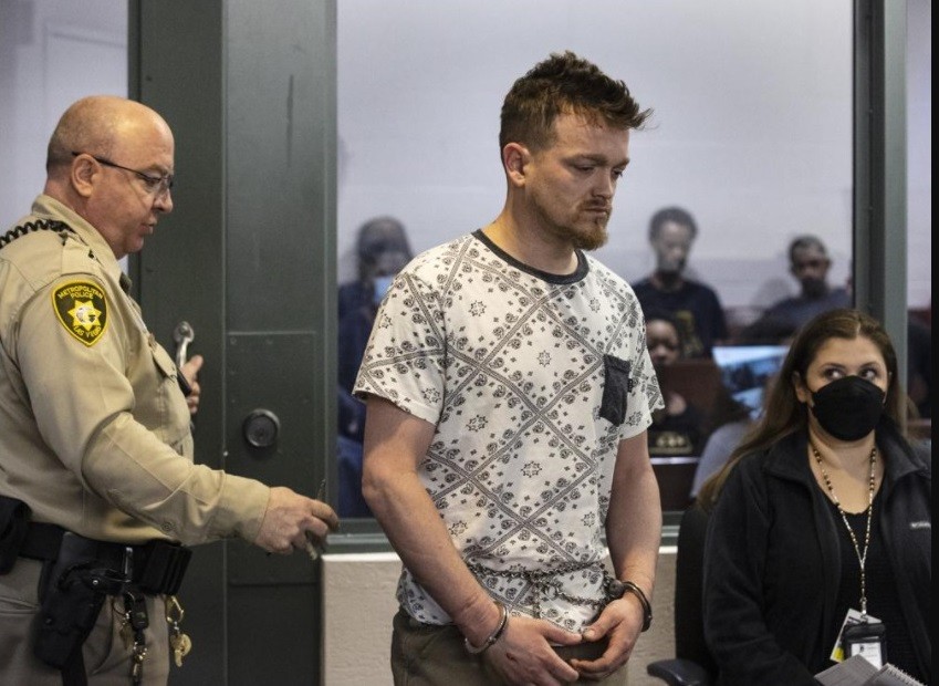 Mantuvo cautiva a su pareja y le dijo que estaba "disciplinando" al hijastro: lo mató y escondió el cuerpo en una heladera | Internacionales