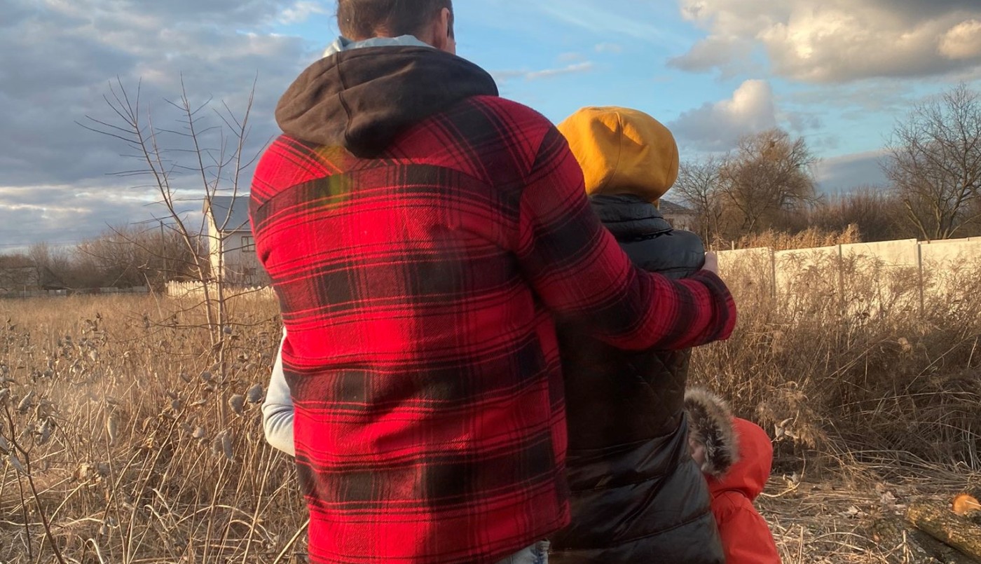 El desesperado pedido de un ucraniano a una argentina: "llevate a mi hija" | Internacionales