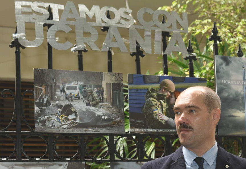 Ucrania le pidió al Gobierno que adhiera a las sanciones económicas contra Rusia | Política y economía