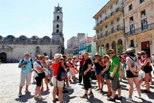 Turistas rusos suspenden vacaciones y salen de urgencia de Cuba para poder regresar a su país (1) | Internacionales