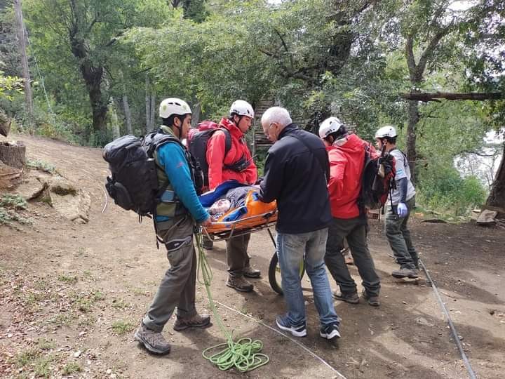 Rescate a una cordobesa en el Rincón de Urrutia | Actualidad