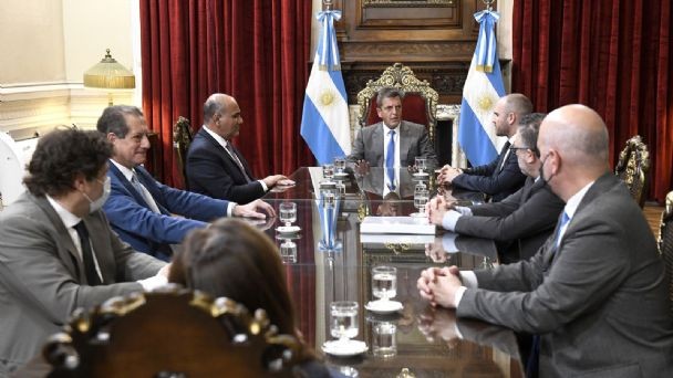 Acuerdo con el FMI: hoy exponen gobernadores, gremios y entidades empresariales | Política y economía