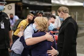 Llegaron al país los argentinos refugiados de la guerra en Ucrania | Actualidad