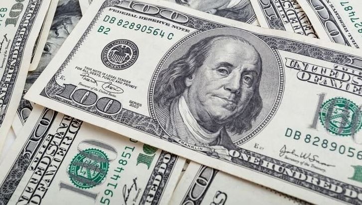 El dólar blue cerró por debajo de los $200, el valor más bajo en lo que va del año | Política y economía
