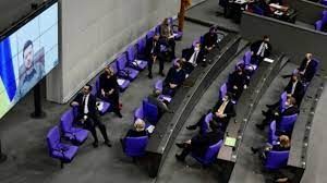 Zelenski le pide a Alemania derribar el nuevo "muro" en Europa | Internacionales