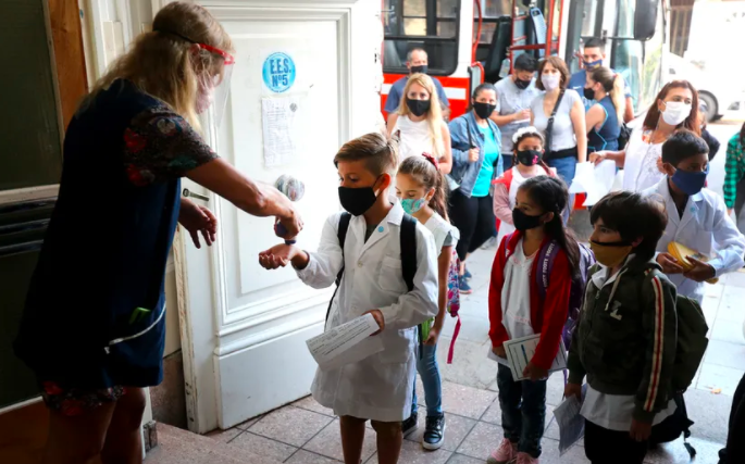 La Ciudad anuncia el fin del uso de los barbijos en las escuelas | Actualidad