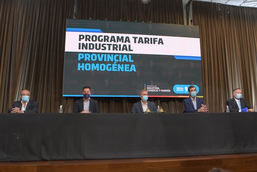 Schiaretti anunció que se unificará la tarifa eléctrica para las industrias cordobesas | Córdoba