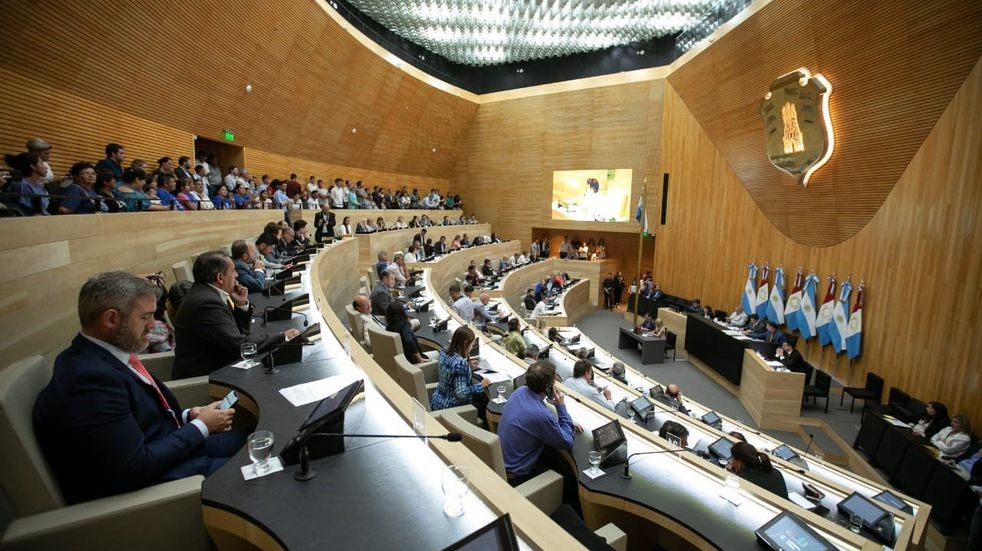 Los legisladores cordobeses pidieron más de 4 millones de pesos en movilidad en lo que va del 2022 | Córdoba