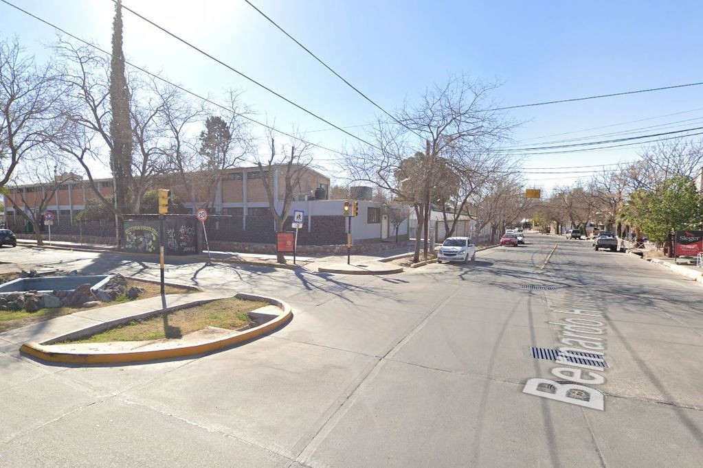 Roban un auto con beba de seis meses adentro y la abandonaron en una plaza | Actualidad