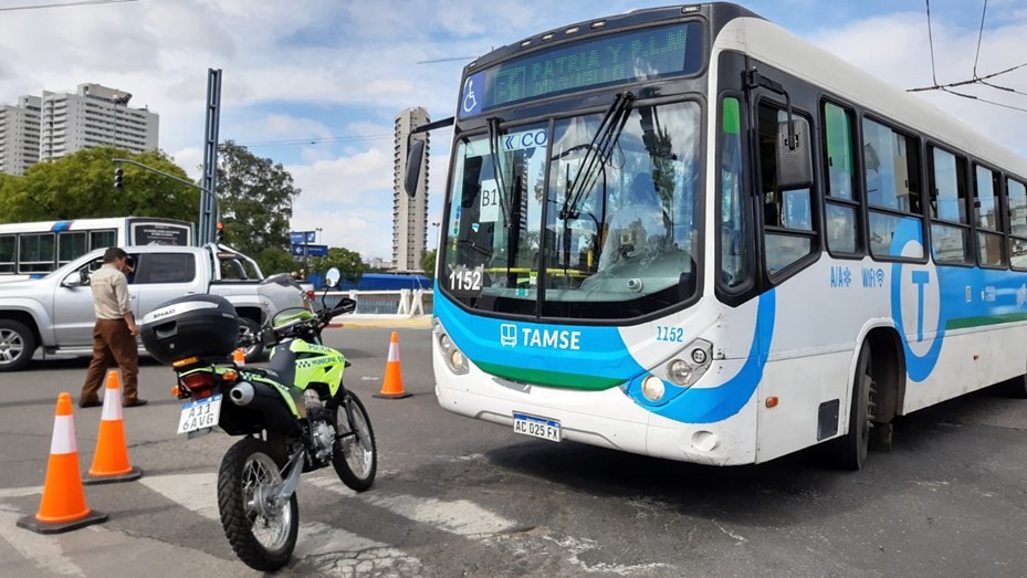 Crisis del gasoil: Llaryora aseguró que el transporte público no se verá afectado | Córdoba