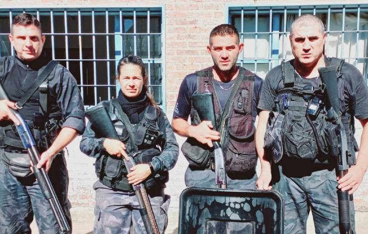 Por primera vez, una mujer está a cargo de grupo especial en cárcel masculina de máxima seguridad | Actualidad