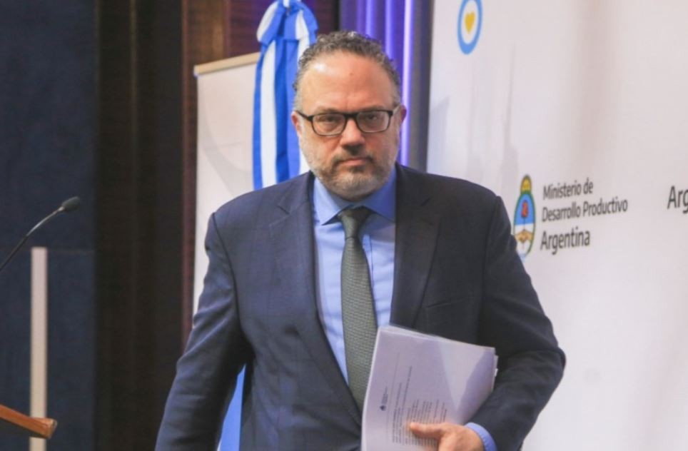 "Son espejitos de colores": Kulfas sobre la propuesta de dolarizar la economía | Política y economía