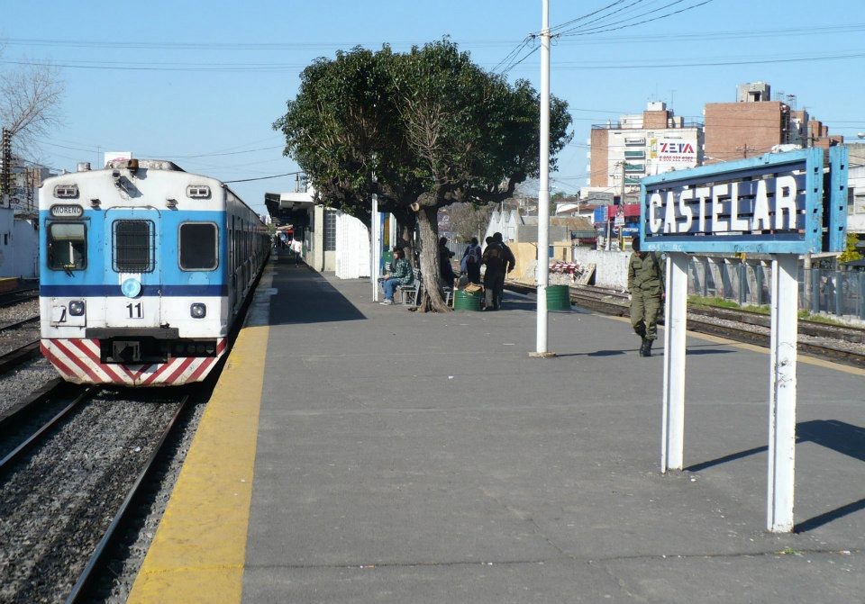 Intentó matar a golpes a su expareja y se arrojó a las vías del tren en Castelar | Actualidad