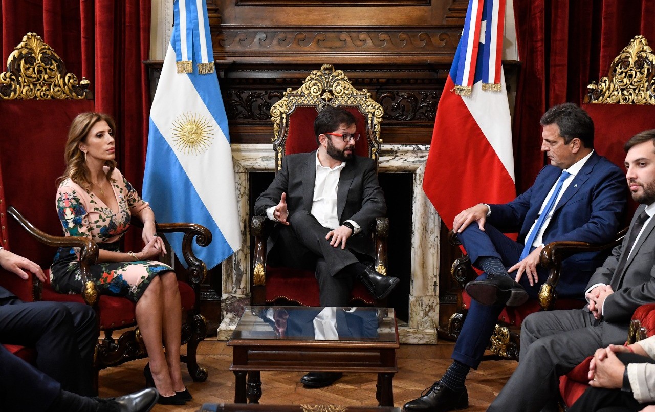 Massa recibió al presidente Gabriel Boric en el Congreso | Política y economía