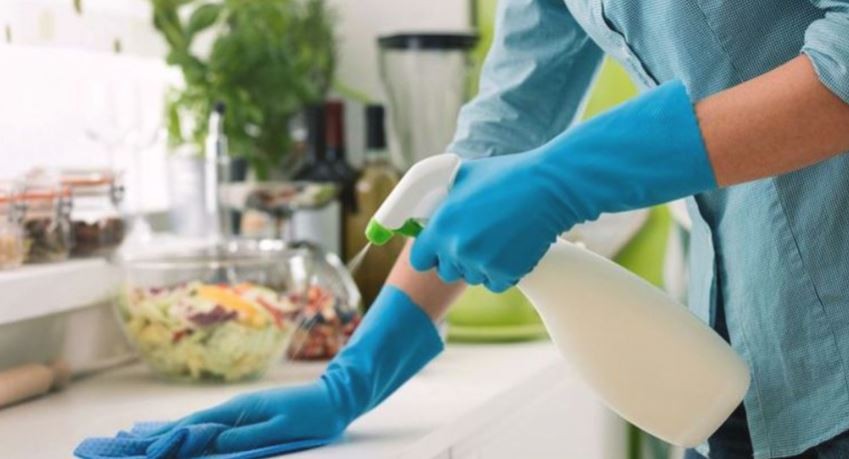 Empleadas domésticas tendrán un aumento del 15% entre abril y mayo | Política y economía