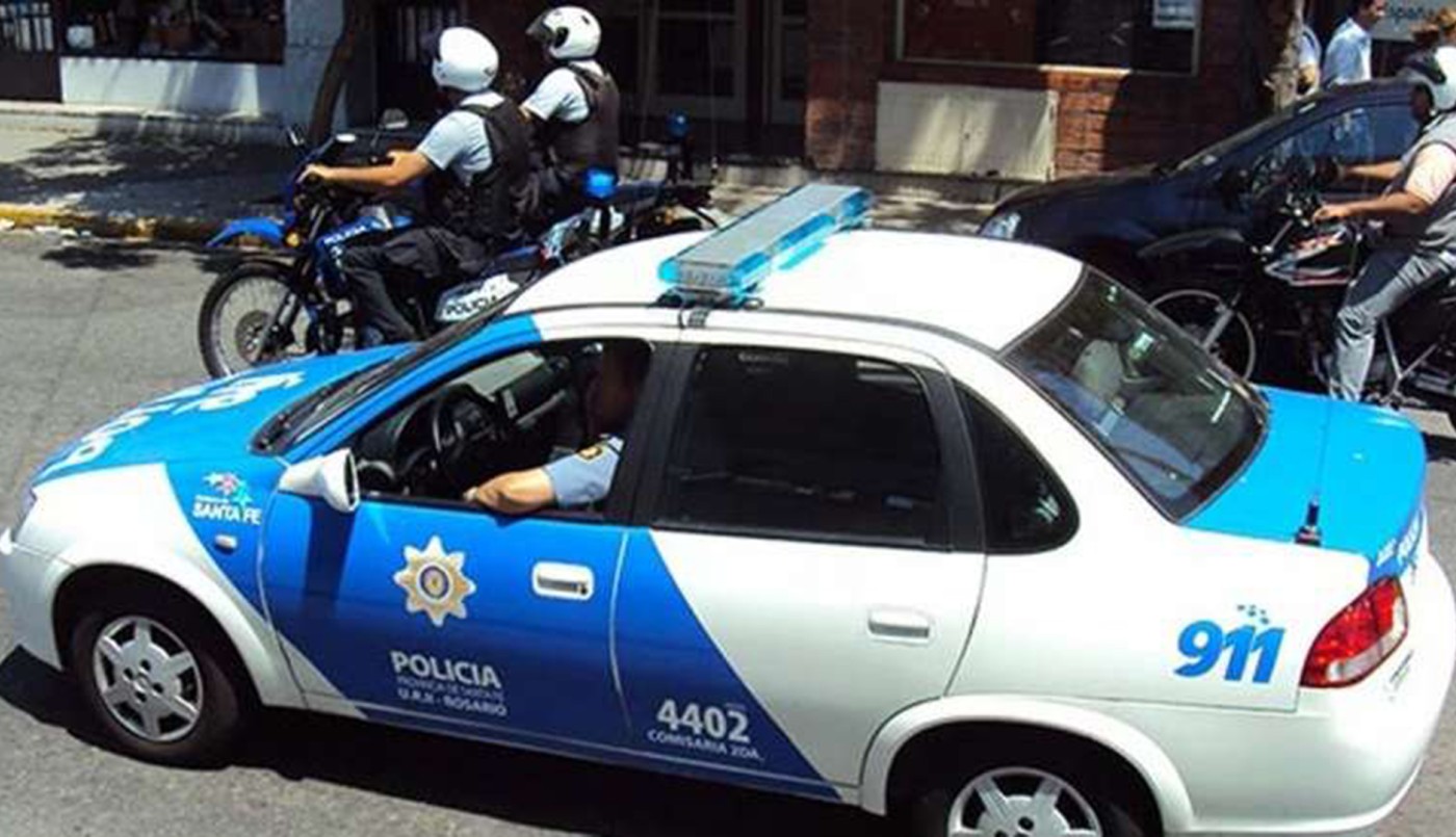 Por la falta de patrulleros, la policía tuvo que perseguir a ladrones en un taxi | Actualidad