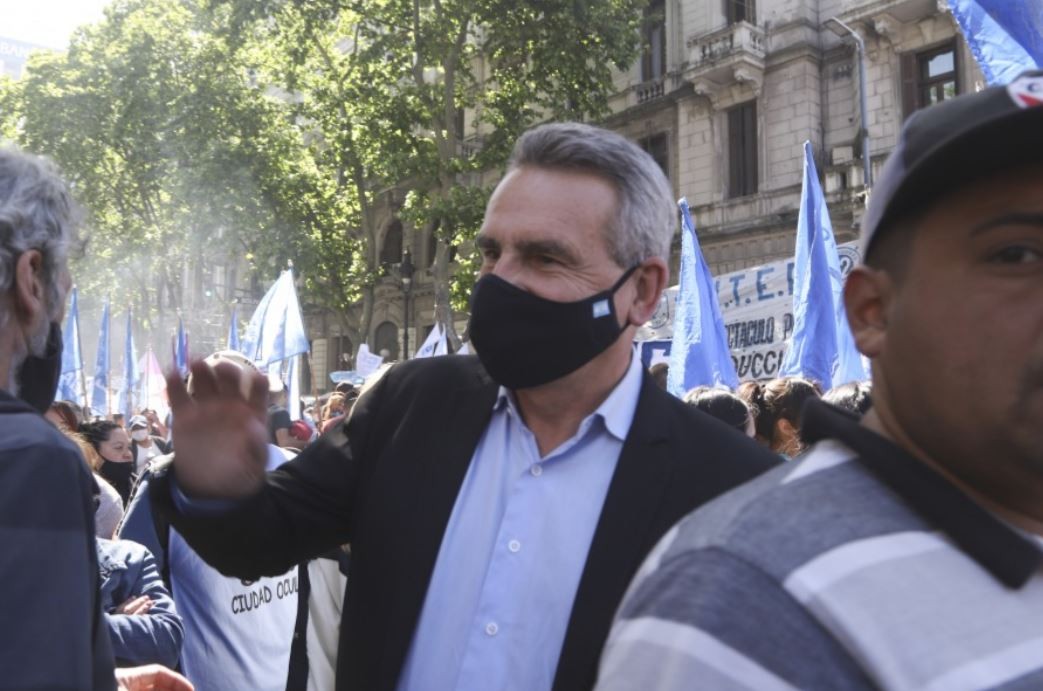 Rossi sobre los rumores de su vuelta al Gobierno: "Me pone muy incómodo" | Política y economía