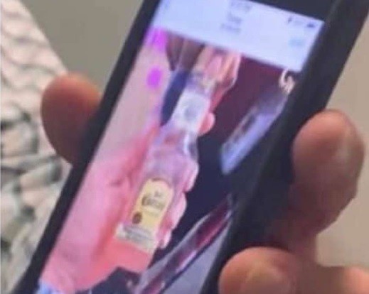 Nena llevó al jardín tequila y varios compañeros se emborracharon | Internacionales