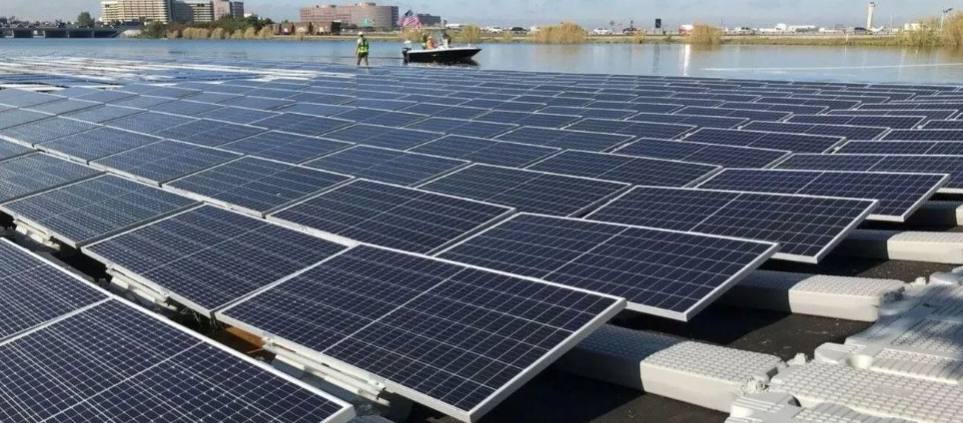 Inventan paneles solares que generan electricidad no solo de día, sino también de noche | Internacionales