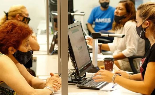 Jubilarse con moratoria: Se extendería la vigencia de la que vence en julio | Actualidad