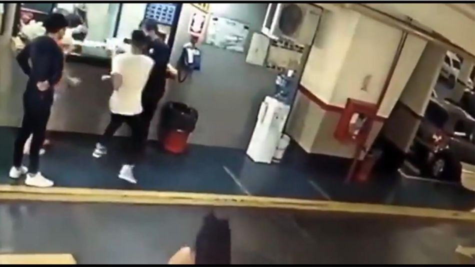 Se negó a declarar el adolescente que golpeó al playero de un estacionamiento | Actualidad