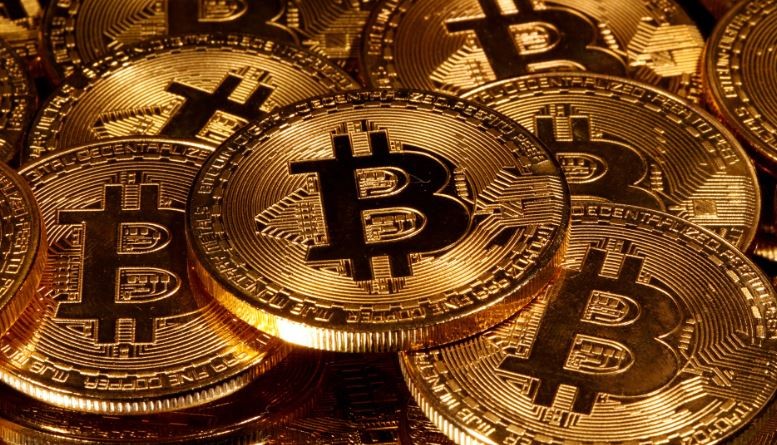 Bitcoin sigue en caída y llegó a su nivel mínimo en más de nueve meses | Política y economía