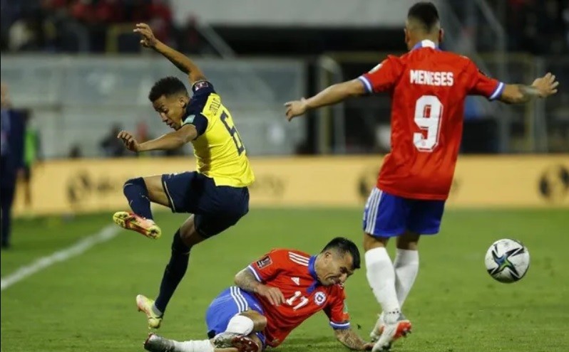 La FIFA aceptó investigar la denuncia contra Ecuador: Chile busca entrar al Mundial por "escritorio" | Deportes