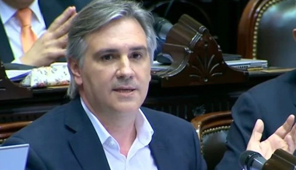 Llaryora está en Buenos Aires para destrabar el paro de transporte: “72 horas es una catástrofe” | Córdoba