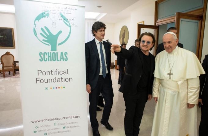 Lousteau, amigo y traductor de Bono de U2 ante el papa Francisco | Internacionales