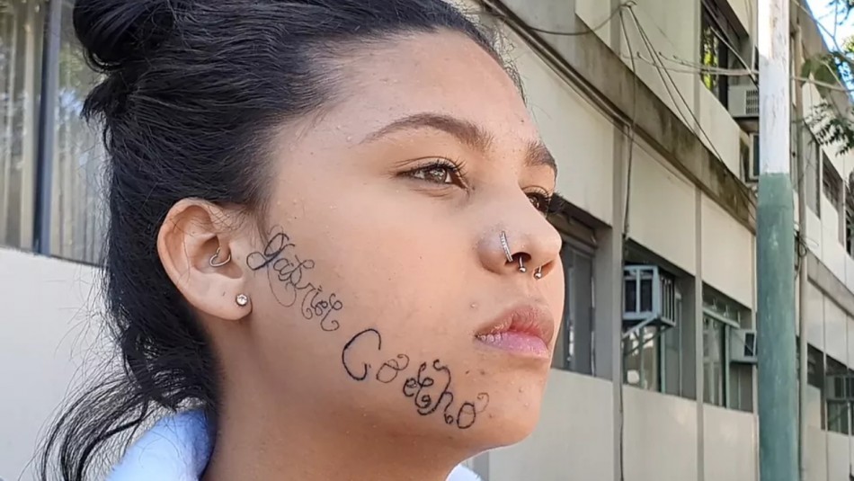 Exnovio la ató de manos y le tatuó su nombre para marcarla como de su "propiedad" | Internacionales