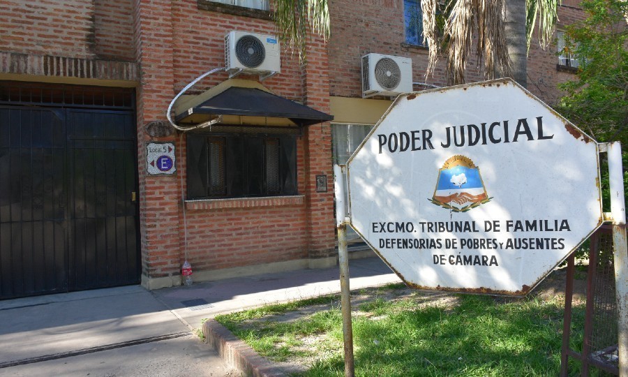 La Justicia de Córdoba otorga triple vinculo de filiación a una adolescente | Córdoba