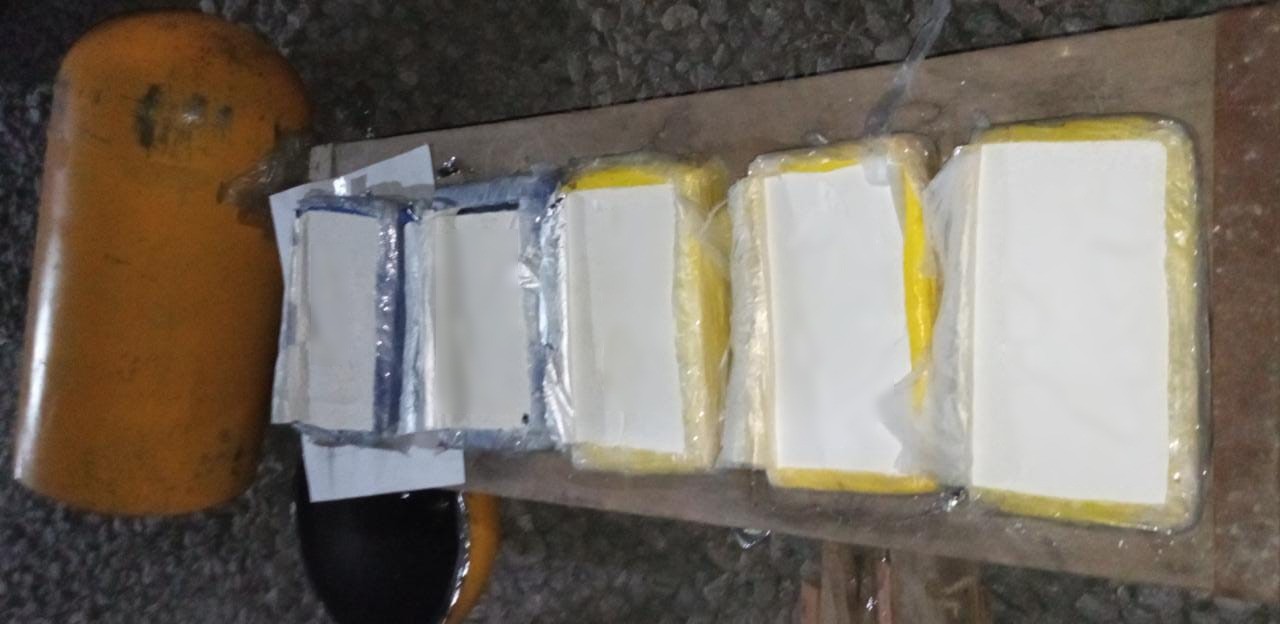 Cayó una banda que traficaba droga a Córdoba en tubos de GNC | Córdoba