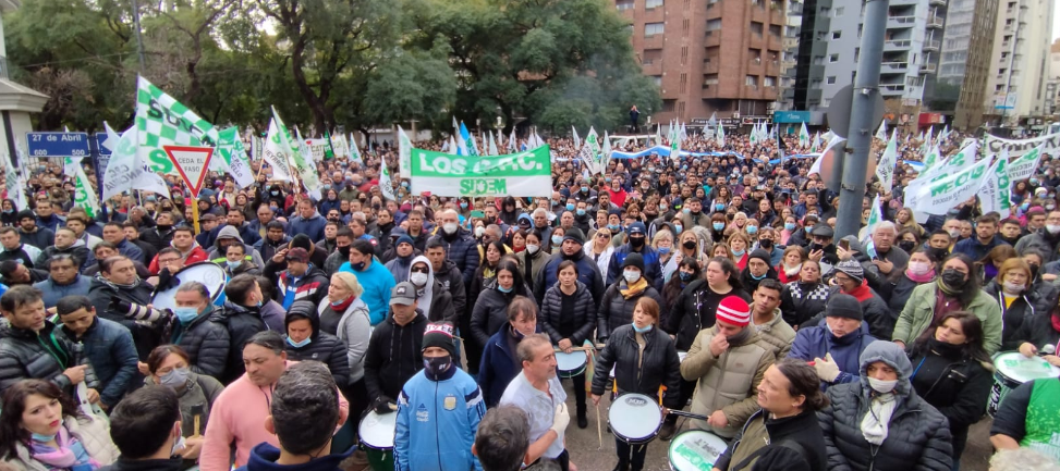 Conflicto municipal: Llaryora y el Suoem no ceden en sus posiciones | Córdoba