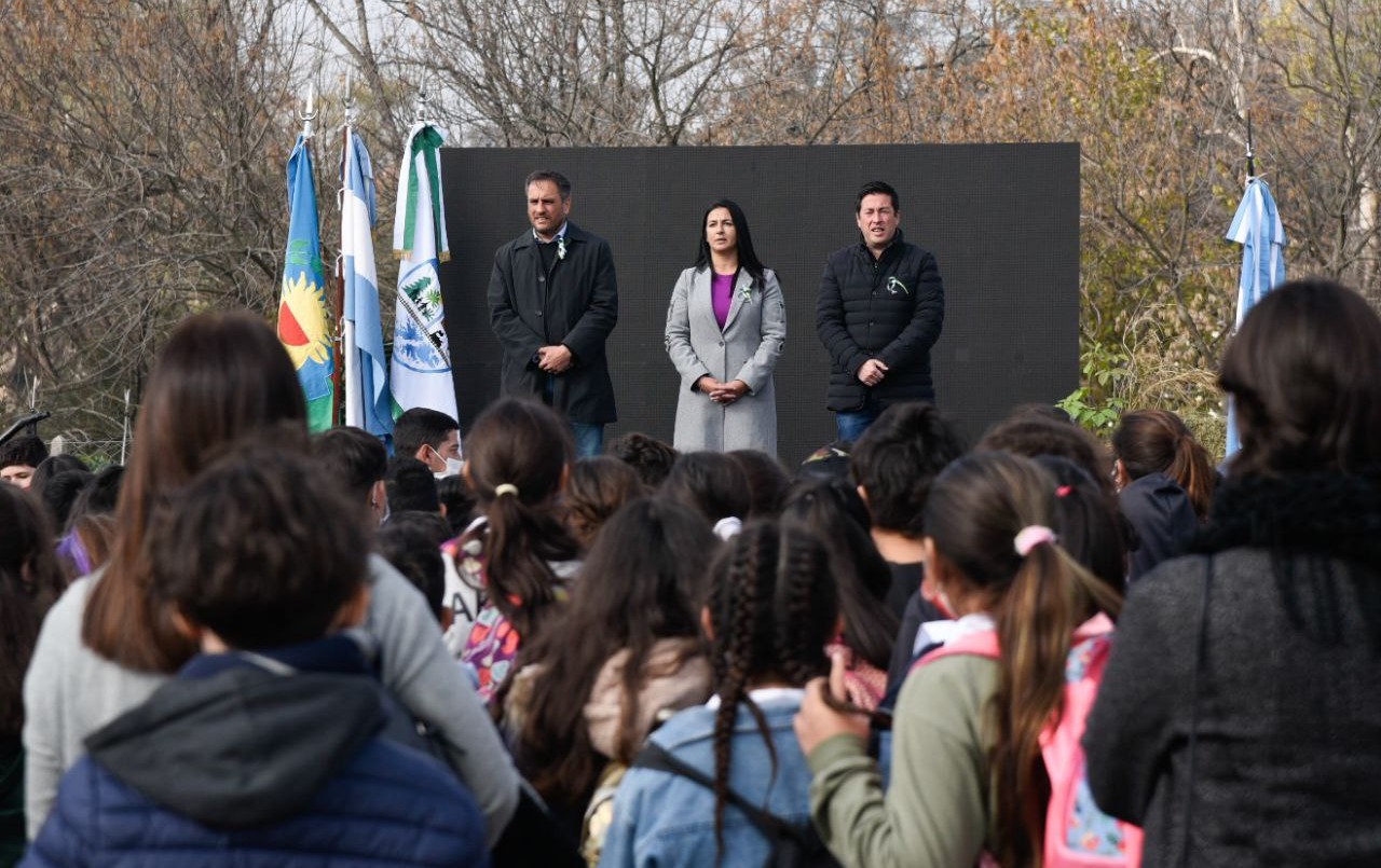 "Jura ambiental": 800 estudiantes de escuelas primarias se comprometieron a cuidar el medio ambiente | Actualidad