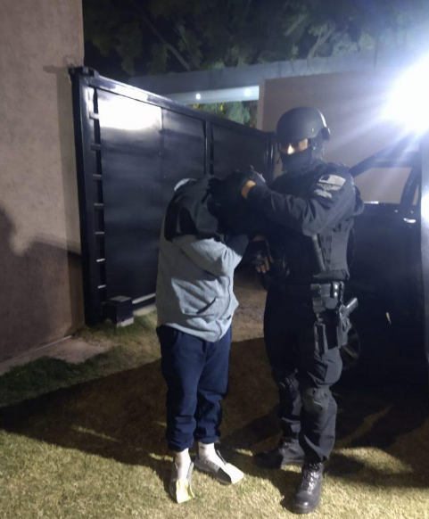 Narcomenudeo: enterraba droga en el patio de su casa | Córdoba