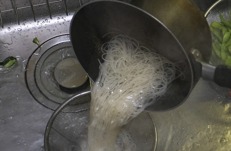 Se divorció de su esposa porque solo preparaba fideos en todas las comidas | Internacionales