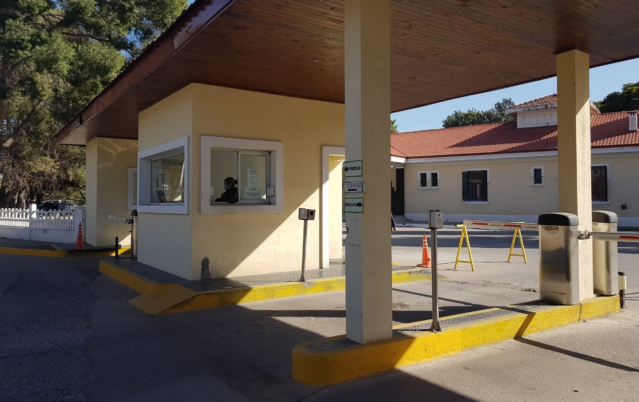 Cayó de un techo por perseguir a un ladrón: tienen que operarlo | Córdoba