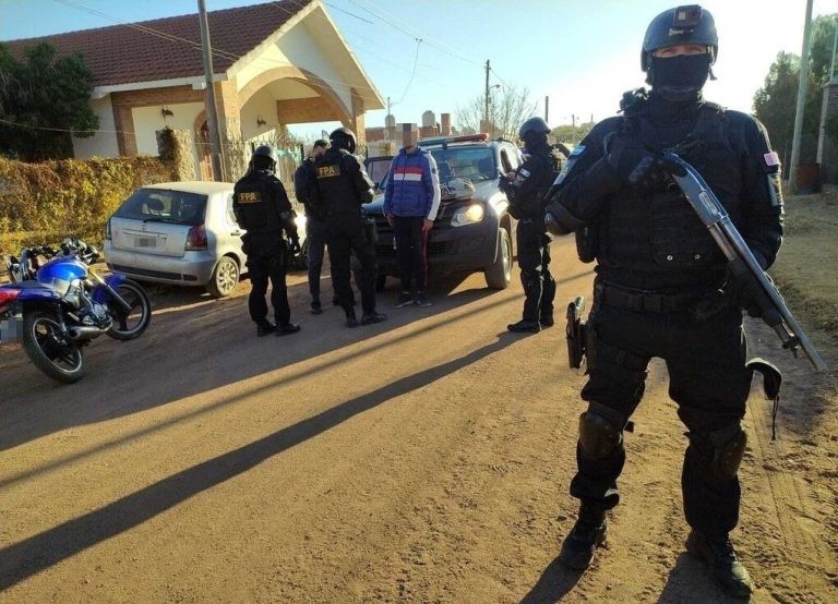 La PFA realizó controles preventivos: dos detenidos con varias de marihuana | Córdoba