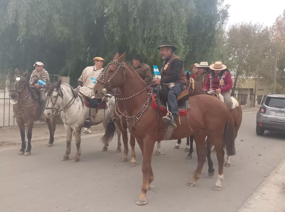 La Agrupación Gaucha 20 de Junio homenajea a Manuel Belgrano | Córdoba